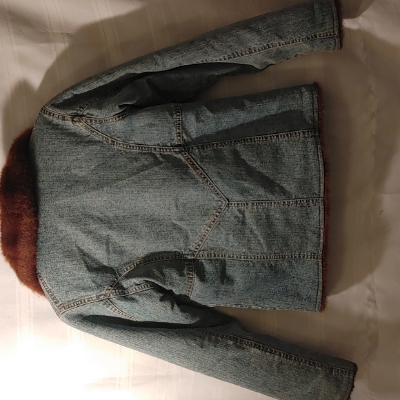 KC Collection Jacket - Picture 4 of 6